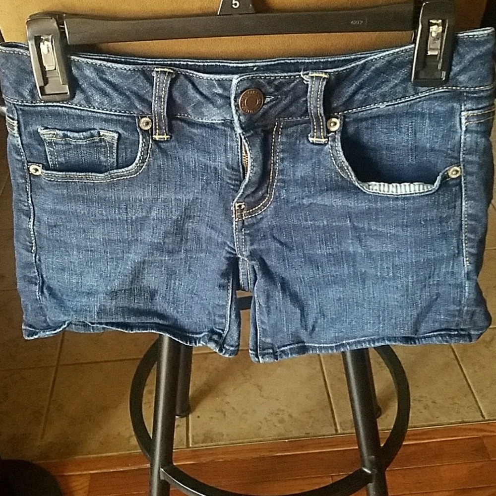 AE shorts